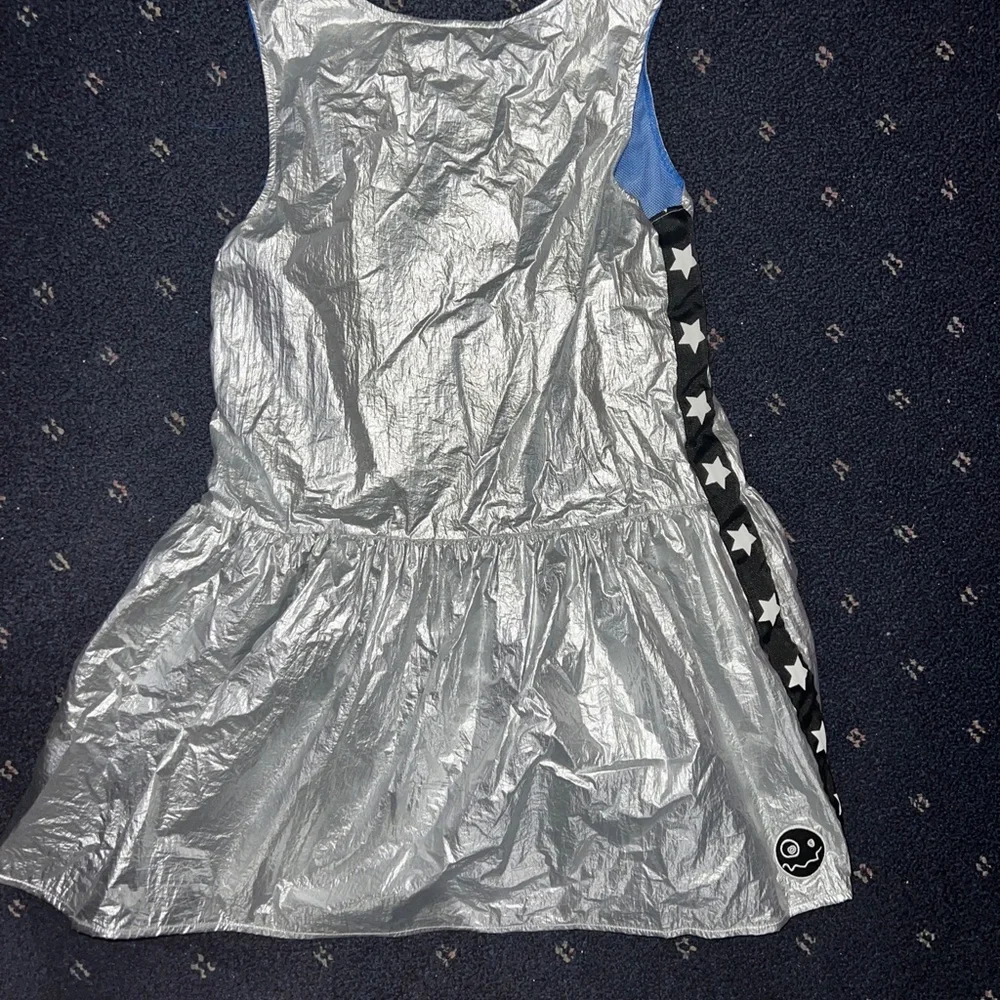 DANCE METALLIC DRESS BY LOUD Silver Shiny Stars Foil girls Holiday 14 Knee NWOT